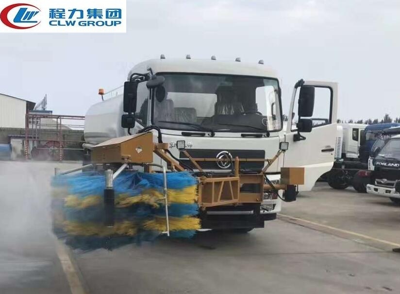 东风天锦隧道墙面护栏清洗车