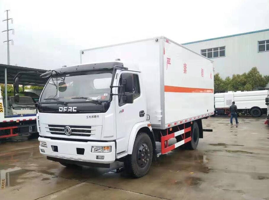 【安全达标】东风大多利卡危货厢车【货厢5.15米】