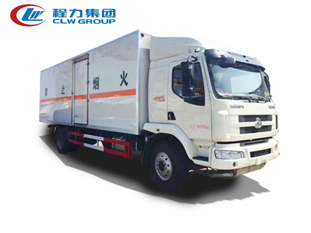 【安全达标】柳汽乘龙单桥危货厢车【货厢6.6米】