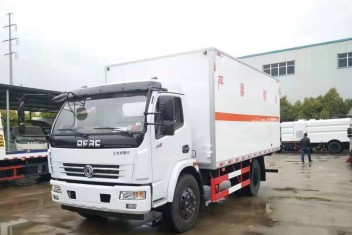 【安全达标】东风大多利卡危货厢车【货厢5.15米】