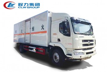 【安全达标】柳汽乘龙单桥危货厢车【货厢6.6米】